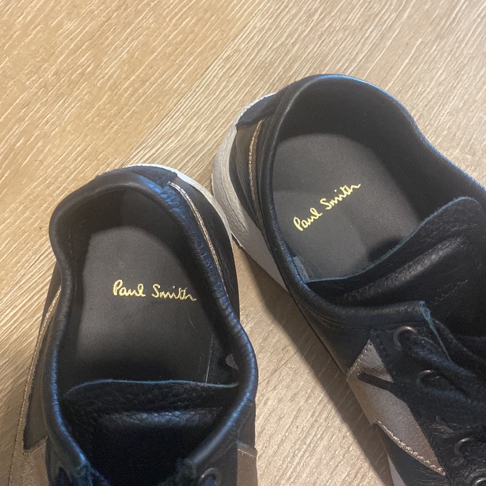 Paul Smith size 36 (womens 6) tennis shoe
